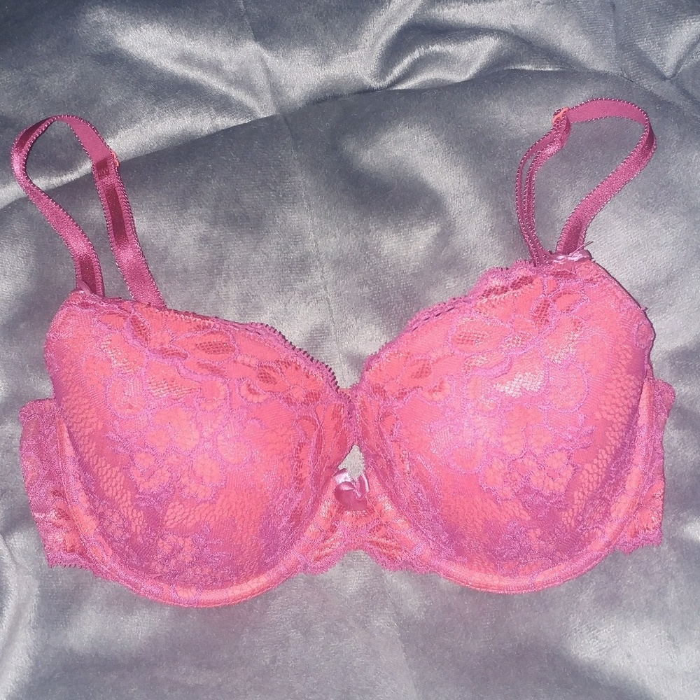 AdoreMe contour bra size 32D